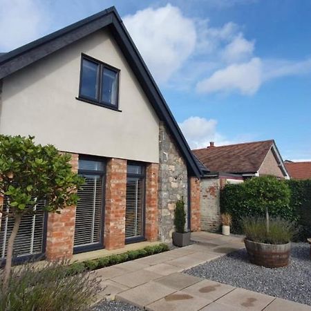 Y Bwythyn Villa Holywell  Eksteriør billede