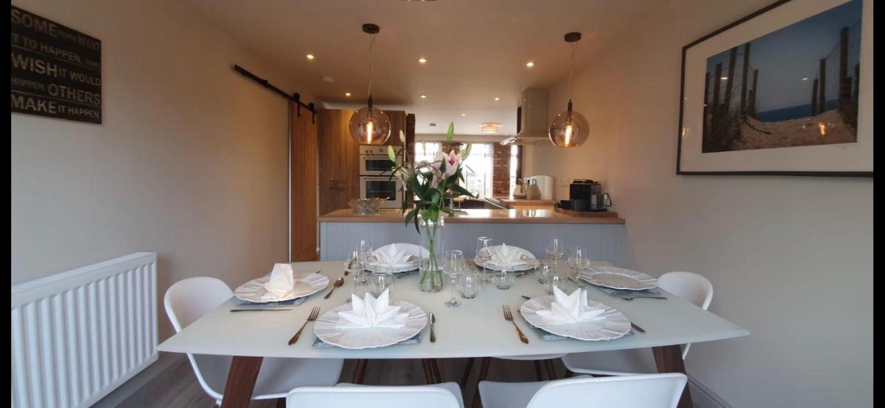 Y Bwythyn Villa Holywell  Eksteriør billede